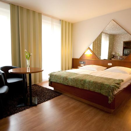 Classic Hotel Kaarst Dış mekan fotoğraf