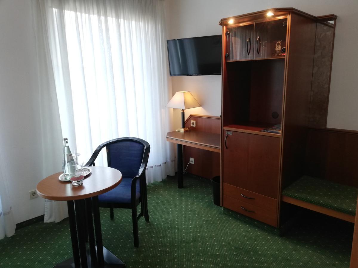 Classic Hotel Kaarst Dış mekan fotoğraf