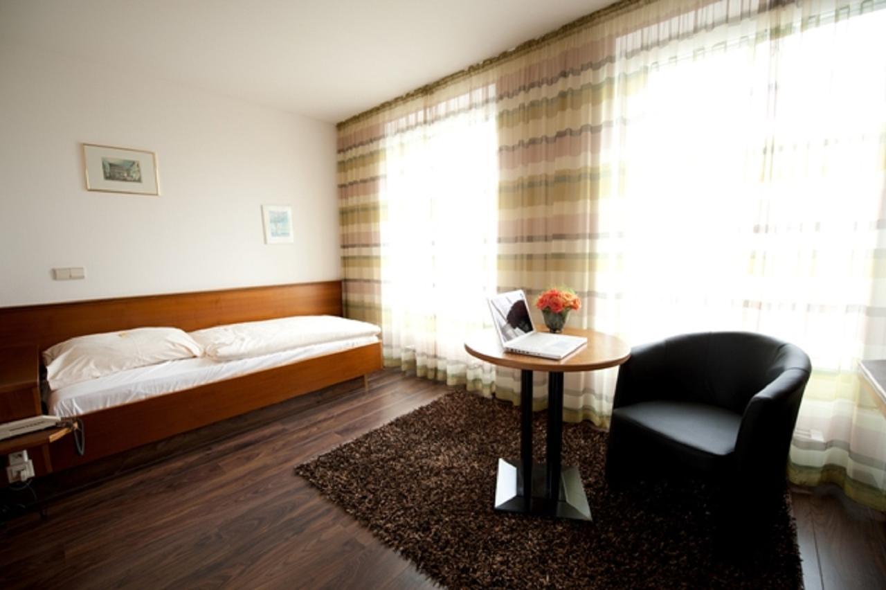 Classic Hotel Kaarst Dış mekan fotoğraf